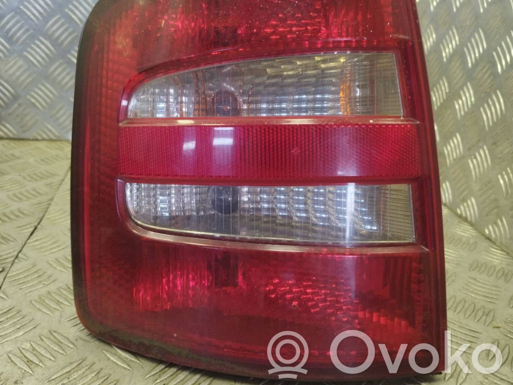 Lampa tylna   6Y9945111B,6Y9945094,6Y9945111D