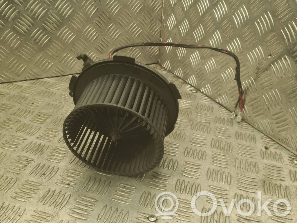 Opel Zafira B Mazā radiatora ventilators 