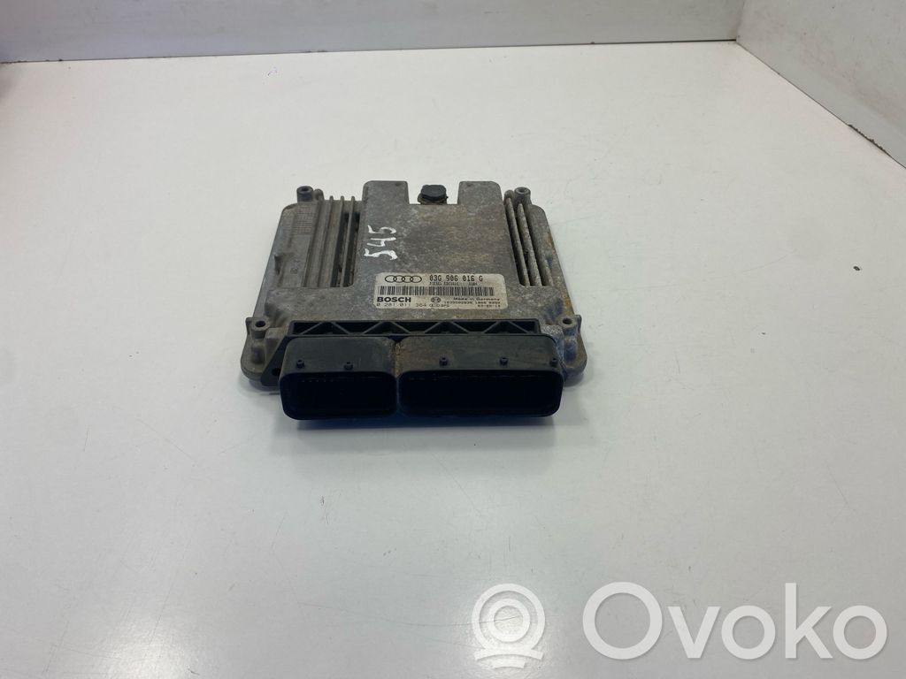 Audi A3 S3 8P Variklio valdymo blokas 