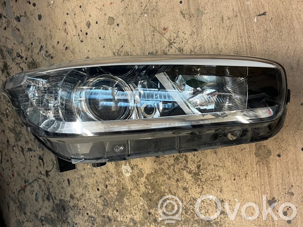 Phare frontale   92102A2000