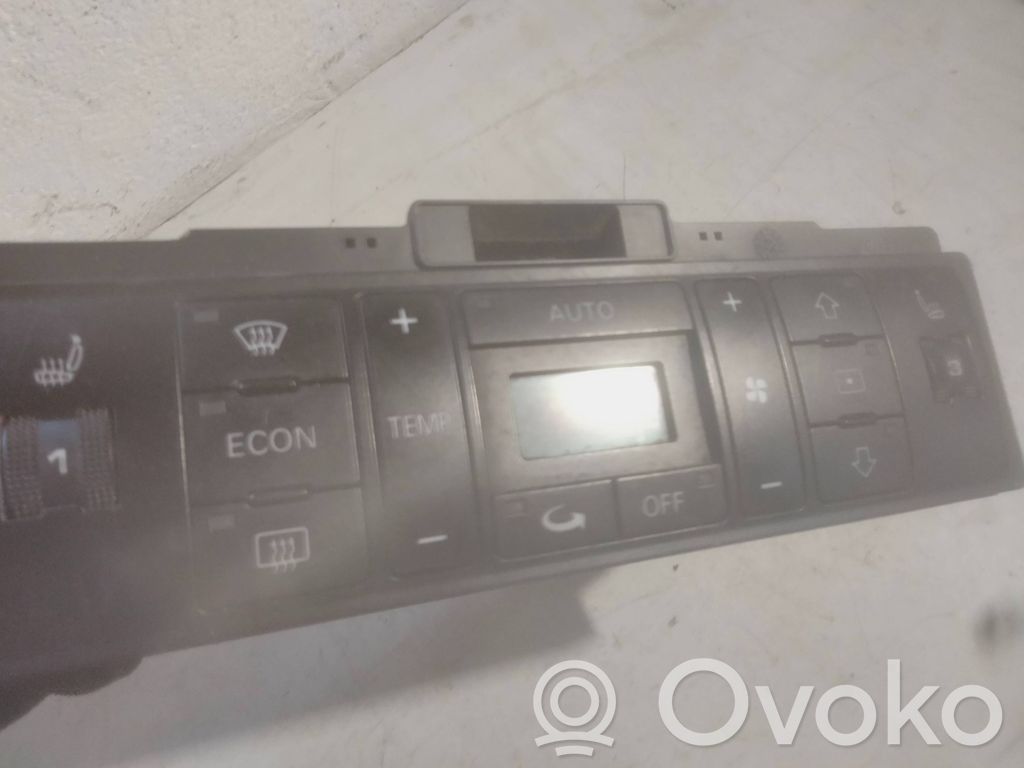 Audi A4 S4 B5 8D Climate control unit 