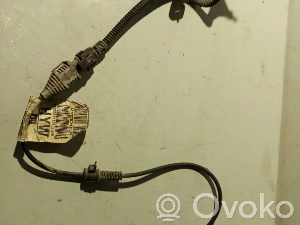 Opel Vectra C Zwrotnica koła przedniego 