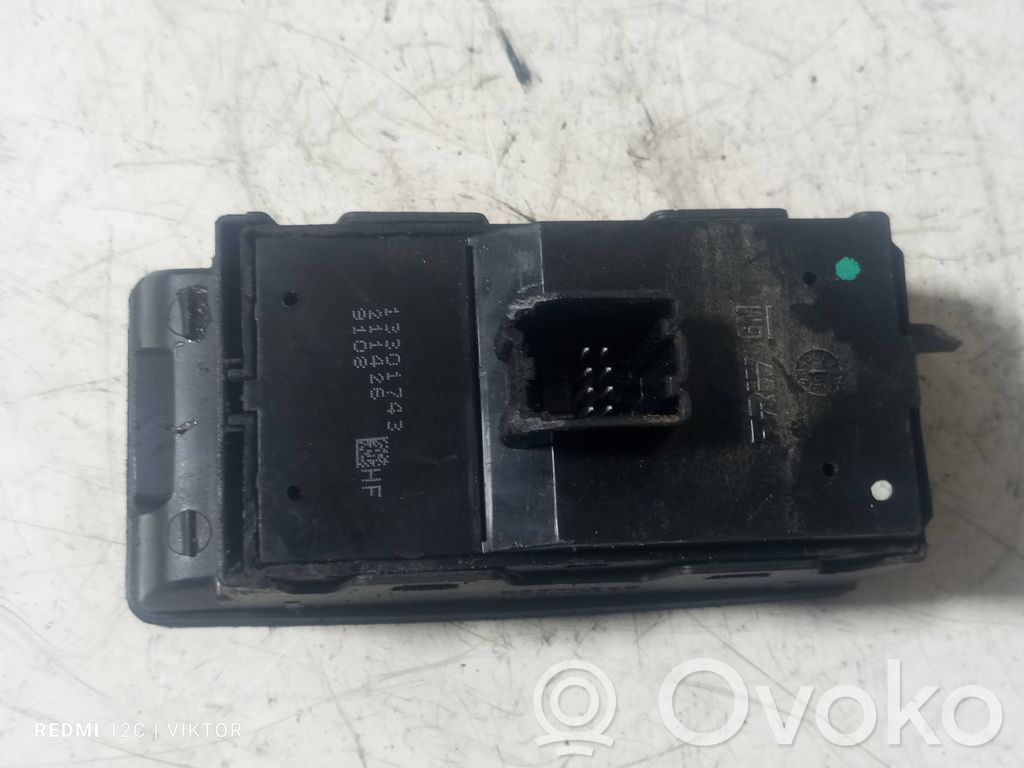 Opel Insignia A Electric window control switch 