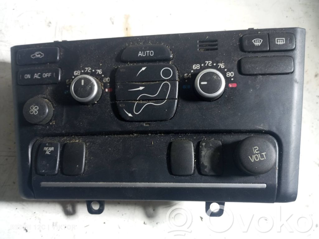 Volvo V70 Climate control unit 