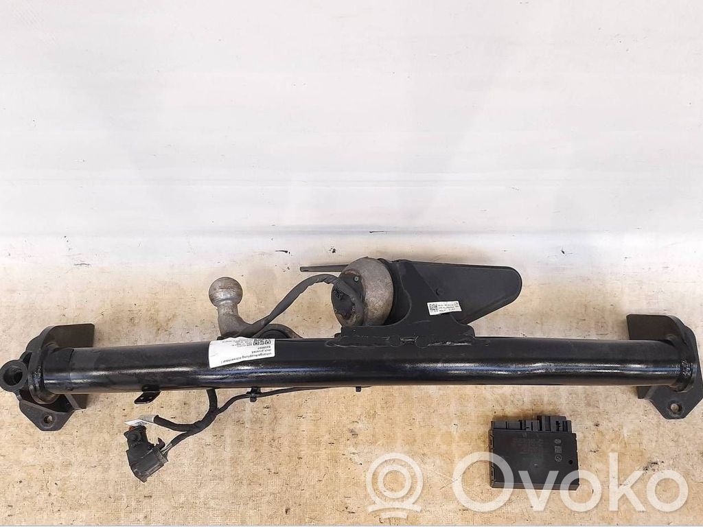 BMW X1 U11 Tow bar relay 