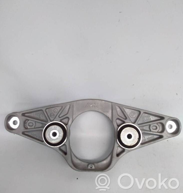 BMW 5 F10 F11 Rear differential/diff mount bracket 