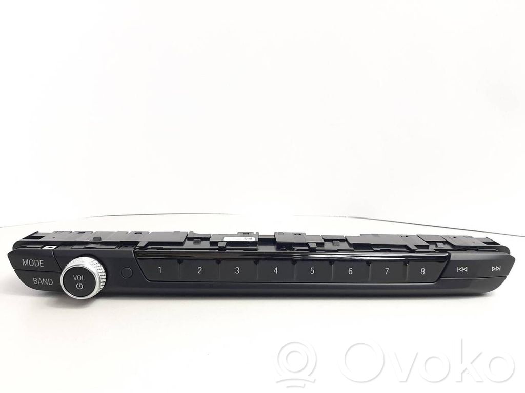 BMW X3 G01 Garso reguliavimo jungtukas 
