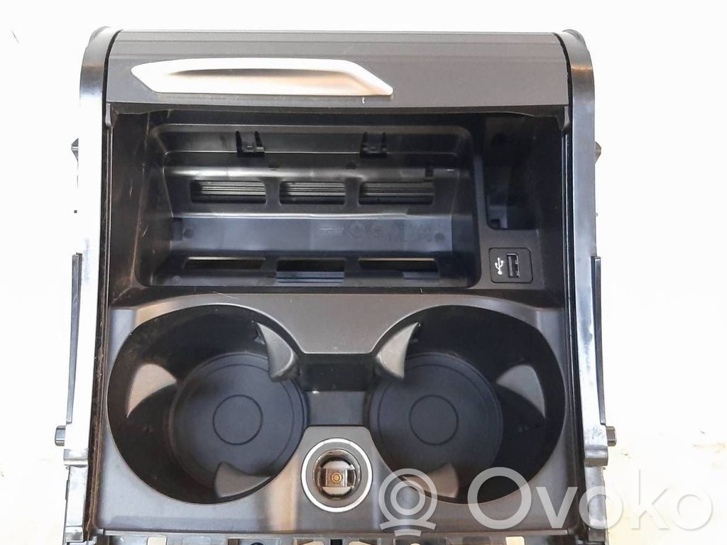 BMW X3M F97 Cup holder front 