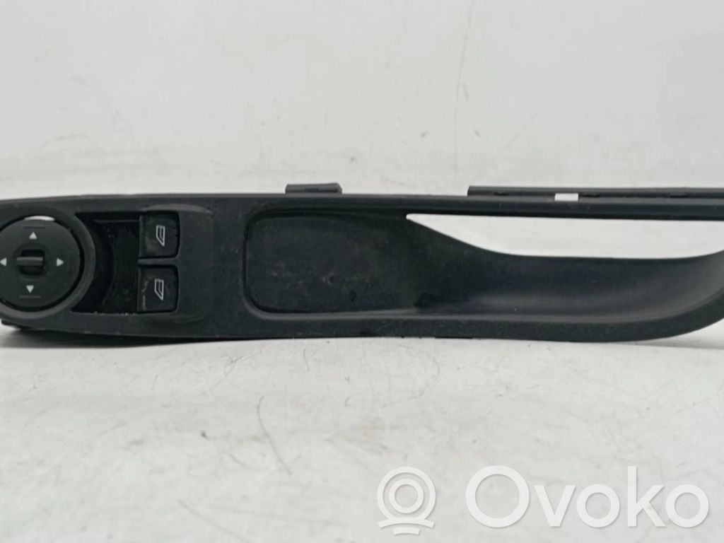 Interruptor del elevalunas eléctrico   3S010145124