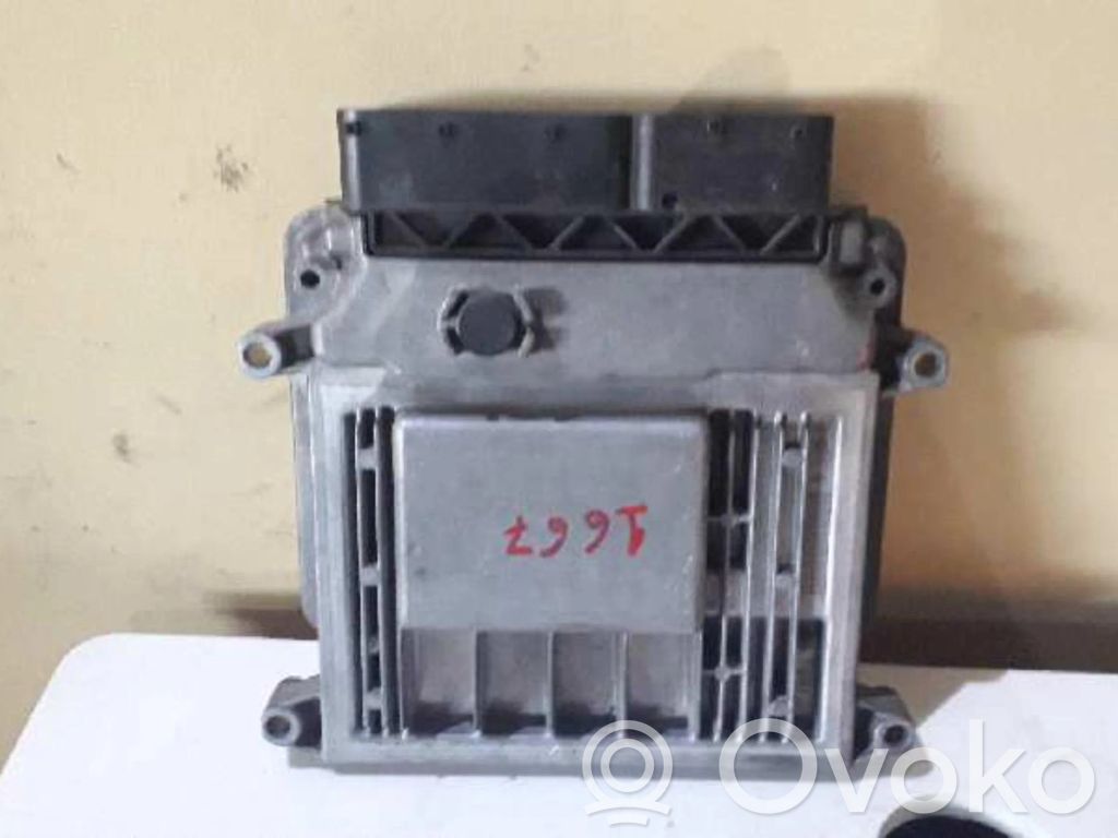 Unidad de control/módulo ECU del motor   0261201324
