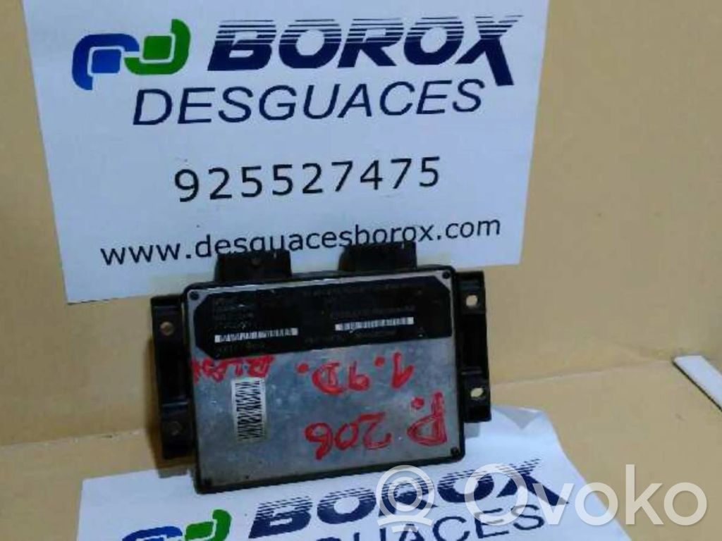 Engine control unit/module ECU   R04080030D