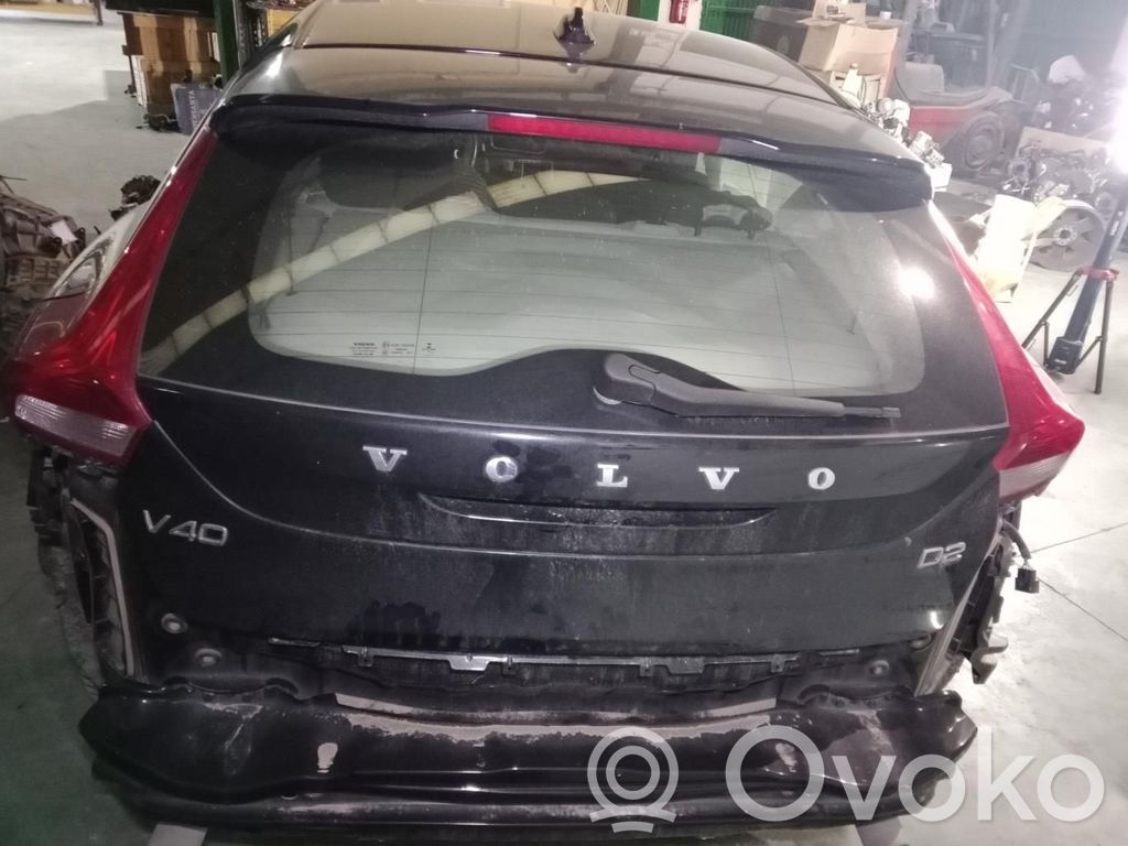 Tailgate/trunk/boot lid