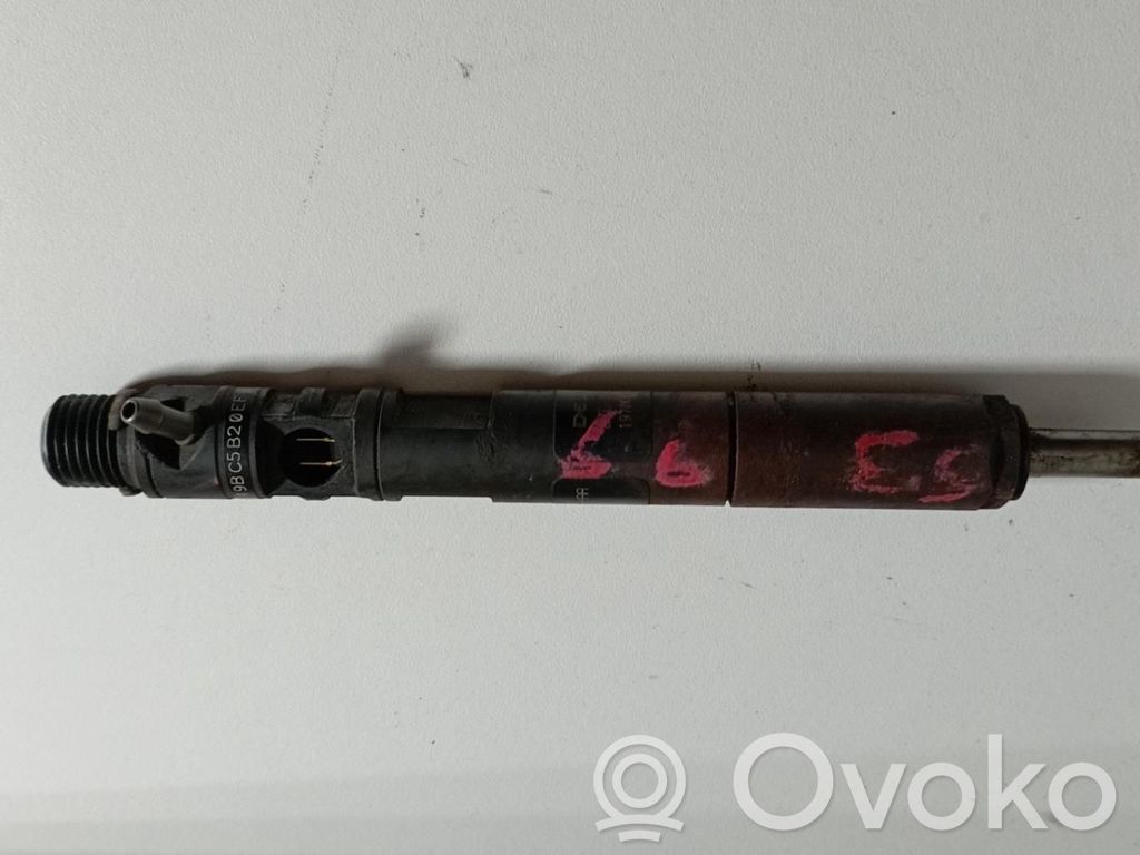Inyector de combustible   EJBR02201Z