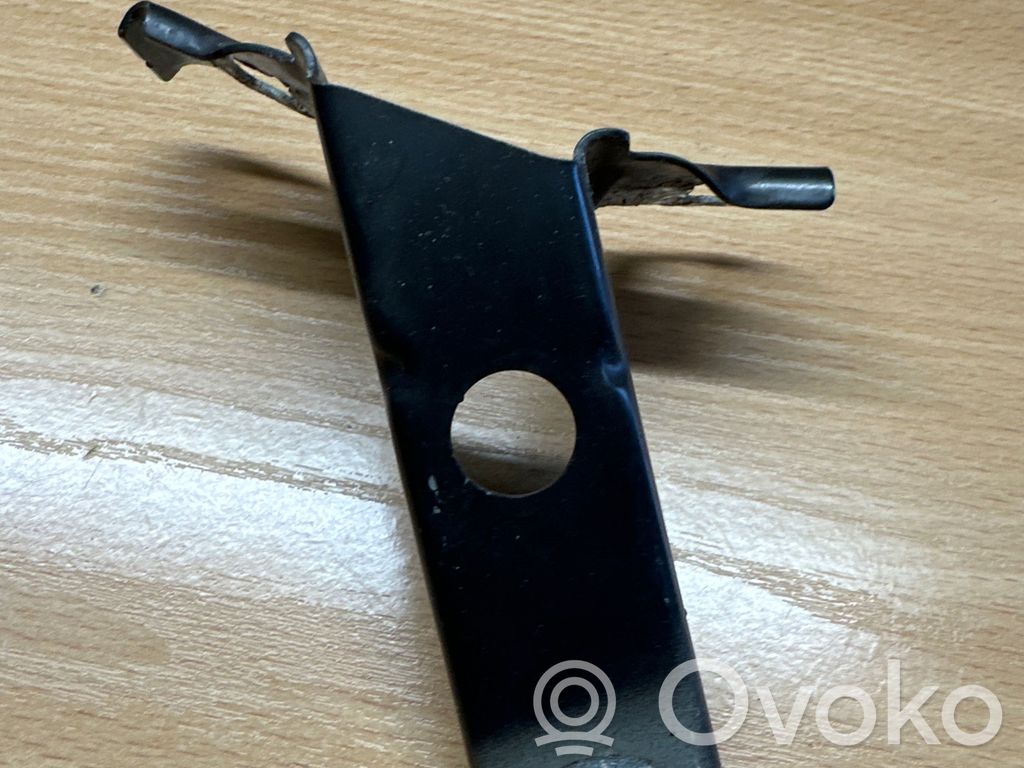 BMW 3 GT F34 Fender mounting bracket 