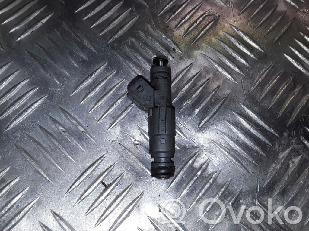 Inyector de combustible   1707843,0280155823