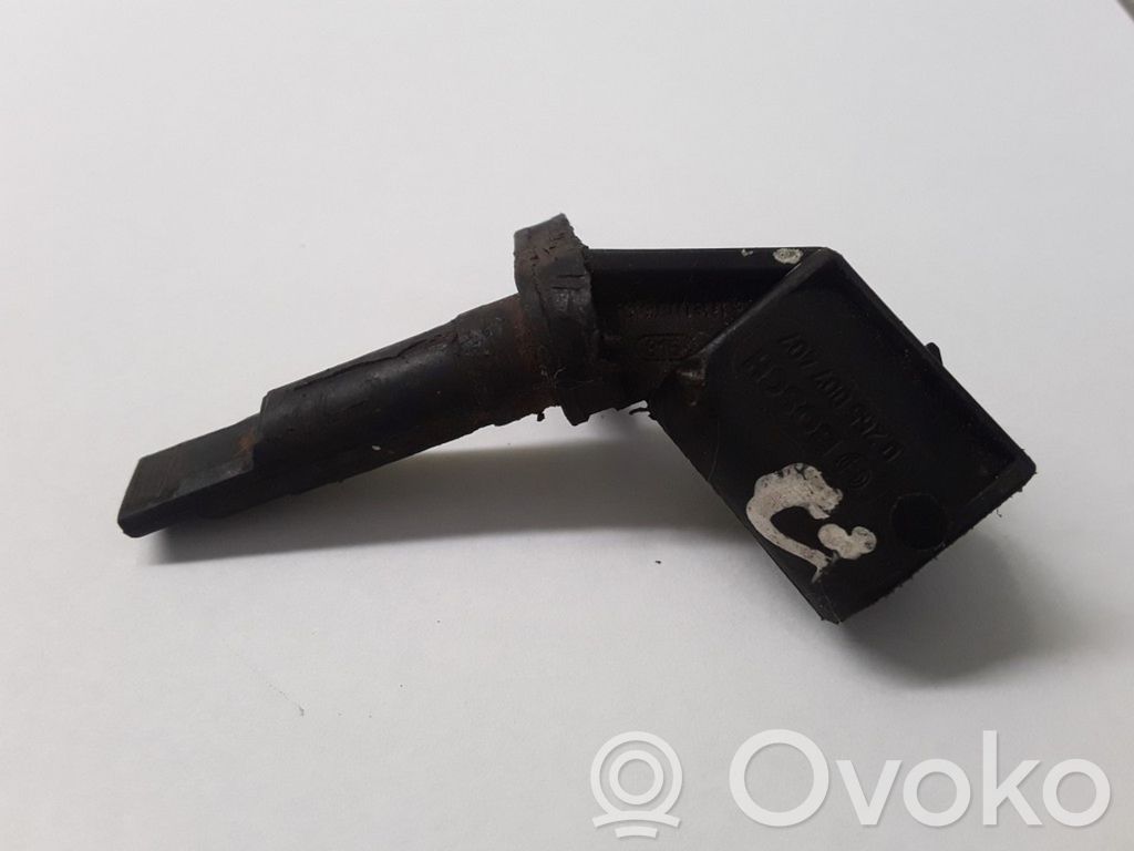 ABS Sensor hinten   4E0927803,0265007407