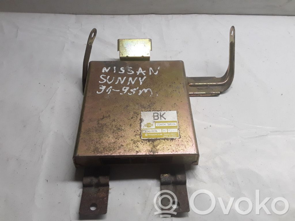 Nissan Sunny Engine control unit/module 