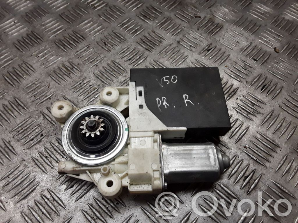 Volvo V50 Front door window regulator motor 