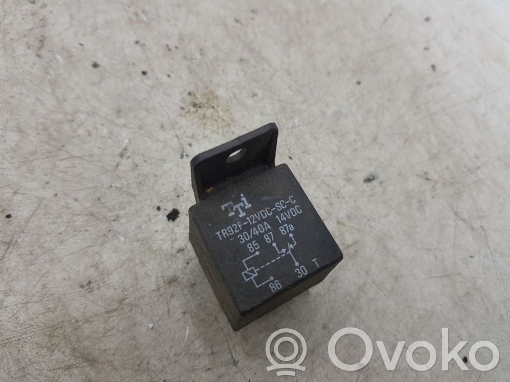 Chevrolet Captiva Otros relés 