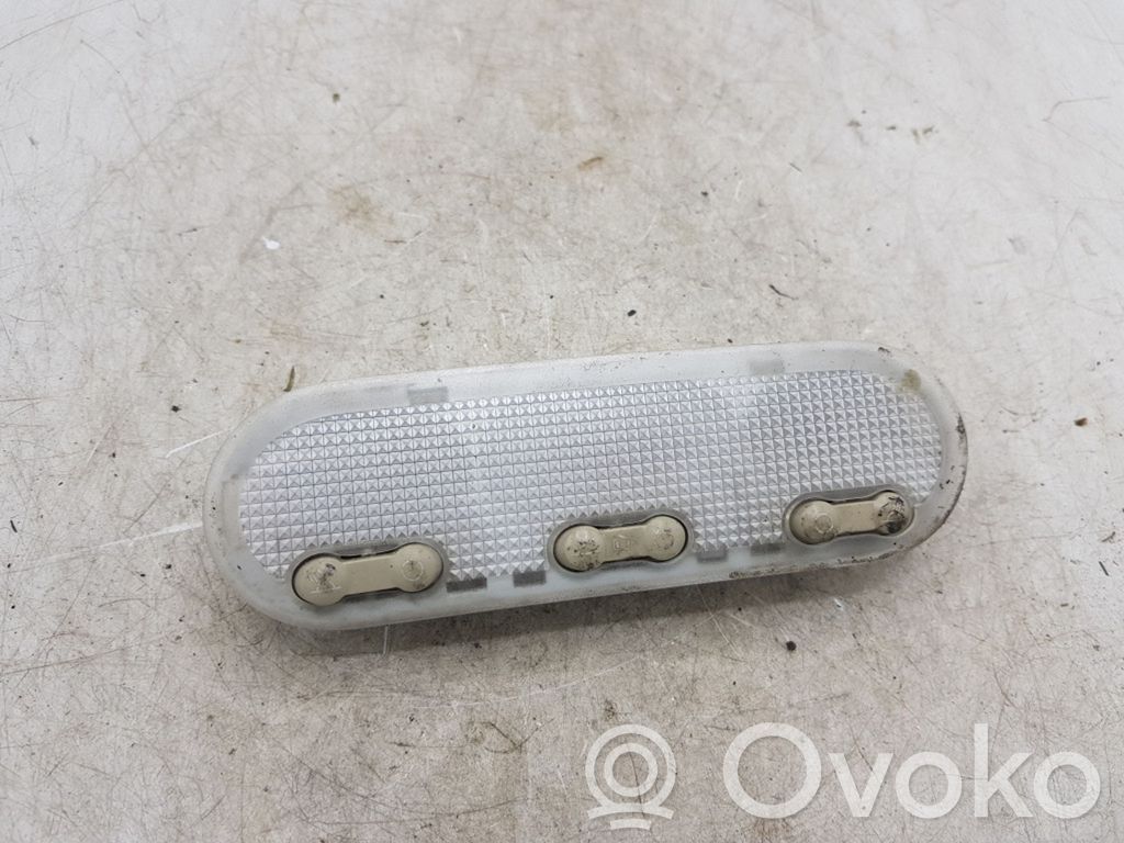 Éclairage lumière plafonnier avant   NOCODE