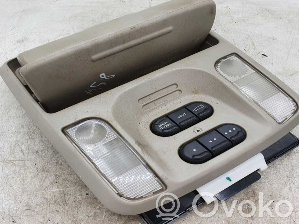Chrysler Pacifica Priekinių vietų apšvietimo žibintas 