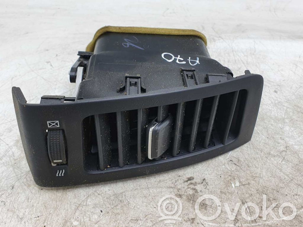 Toyota Corolla Verso E121 Grilă ventilație/ramă laterală bord 