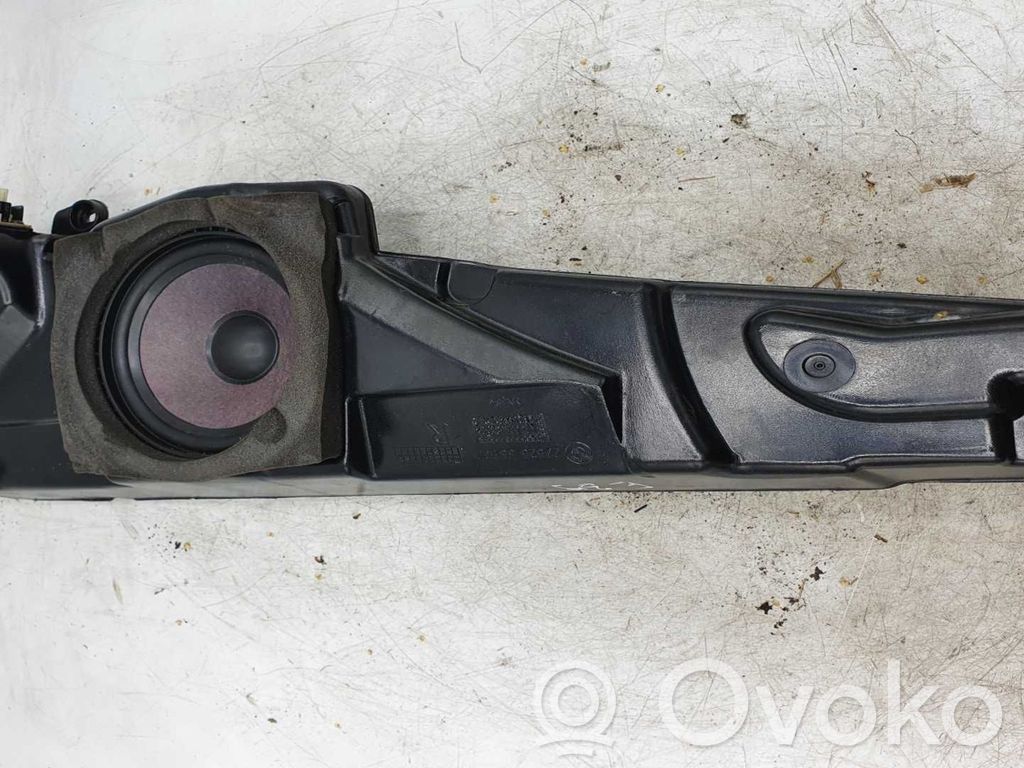 BMW 5 E39 Altavoz de la puerta delantera 