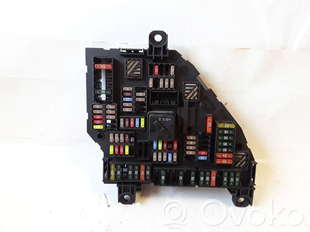BMW 7 F01 F02 F03 F04 Modul siguranțe 