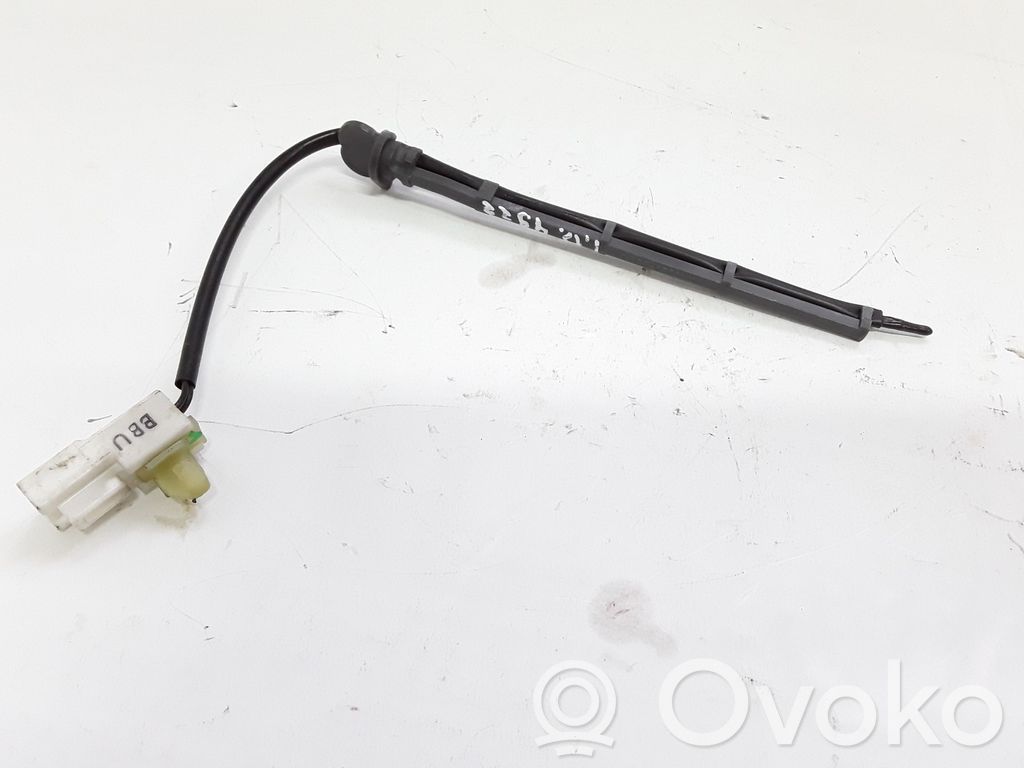 Interior temperature sensor   E158883
