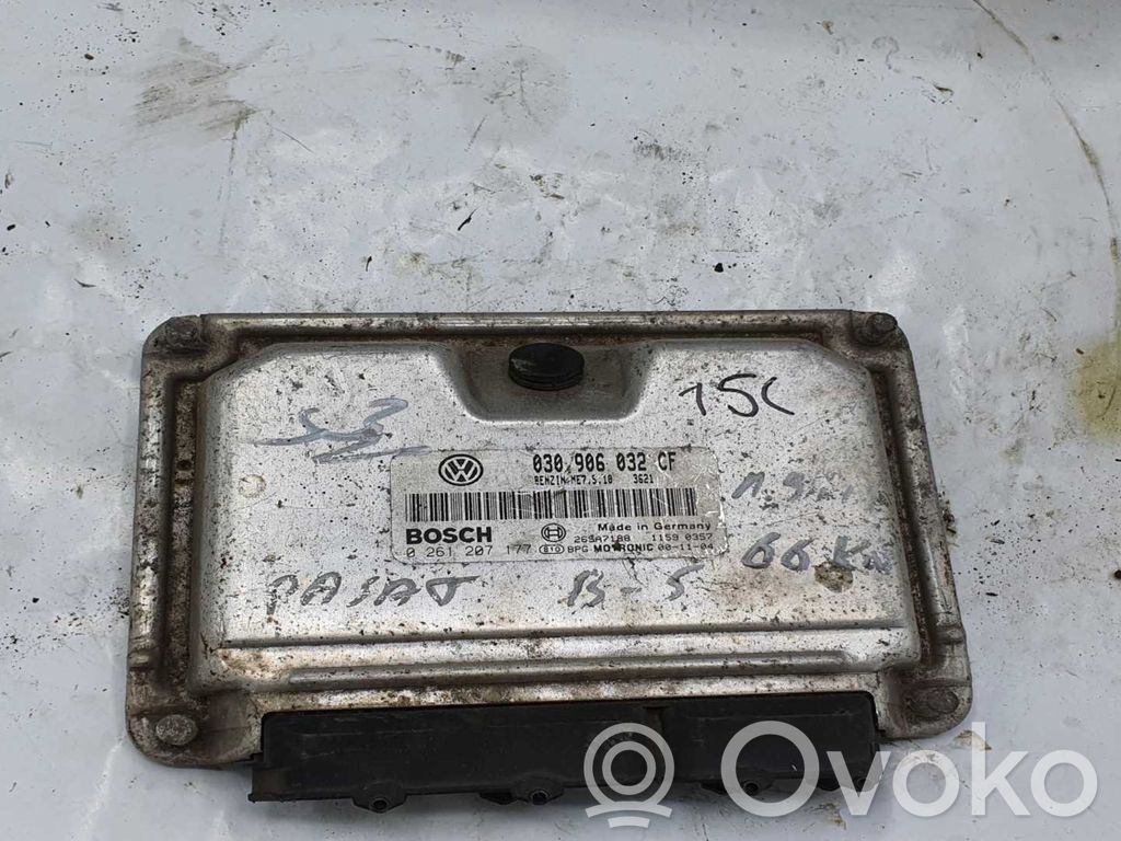 Engine control unit/module   030906032CF,0261207177