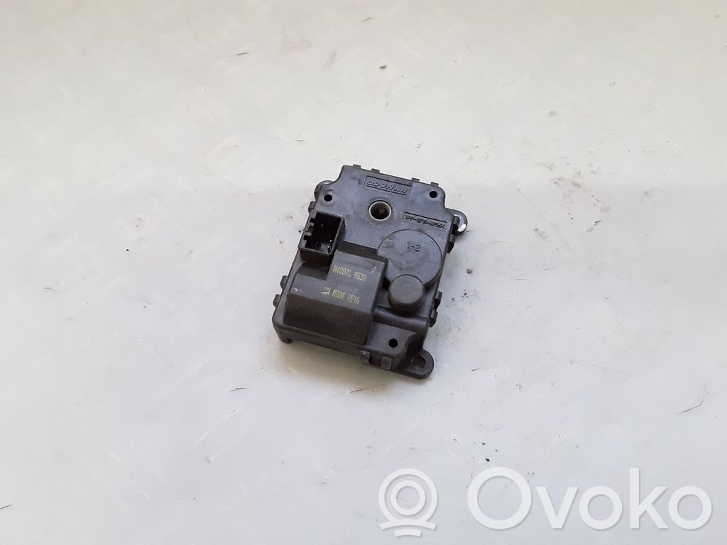 KIA Carens II Air flap motor/actuator 