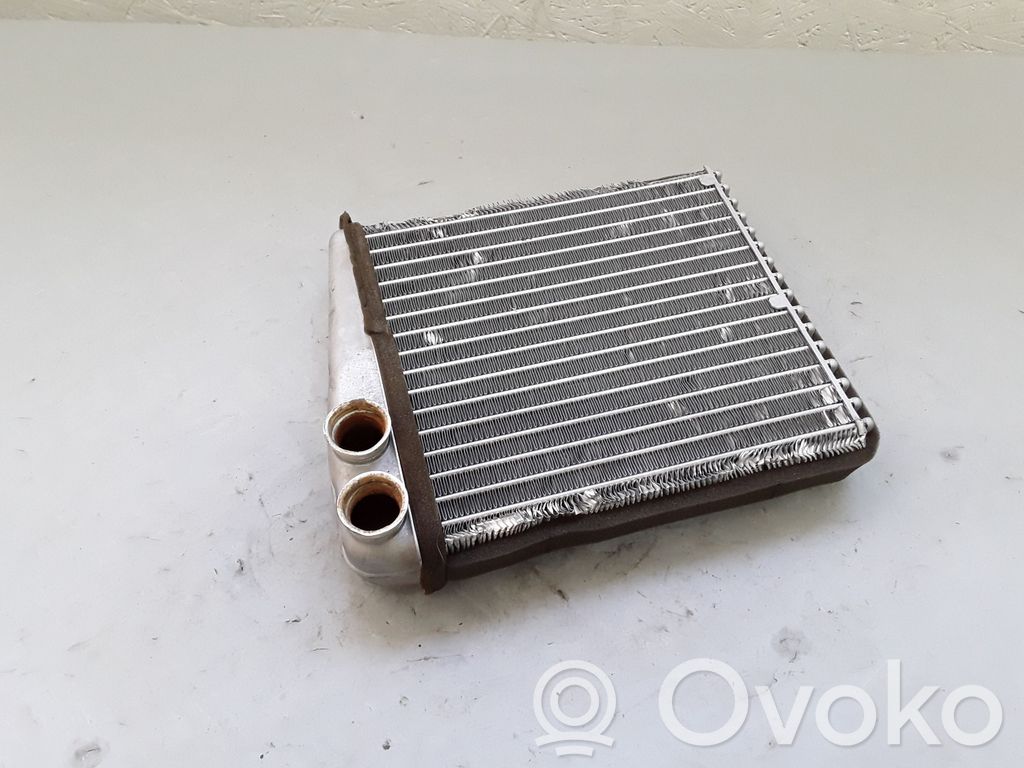 Volkswagen PASSAT B7 Radiatore riscaldamento abitacolo