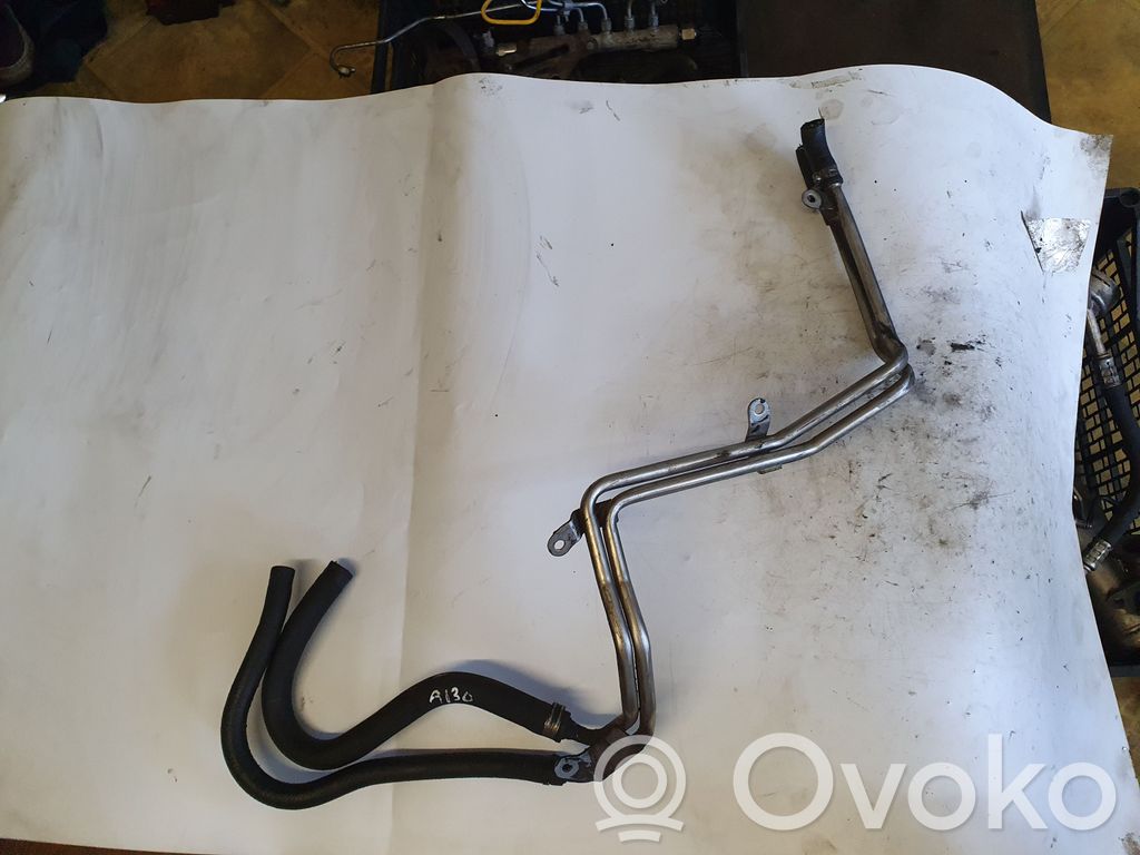 Mercedes-Benz ML W164 Conductă/furtun combustibil 