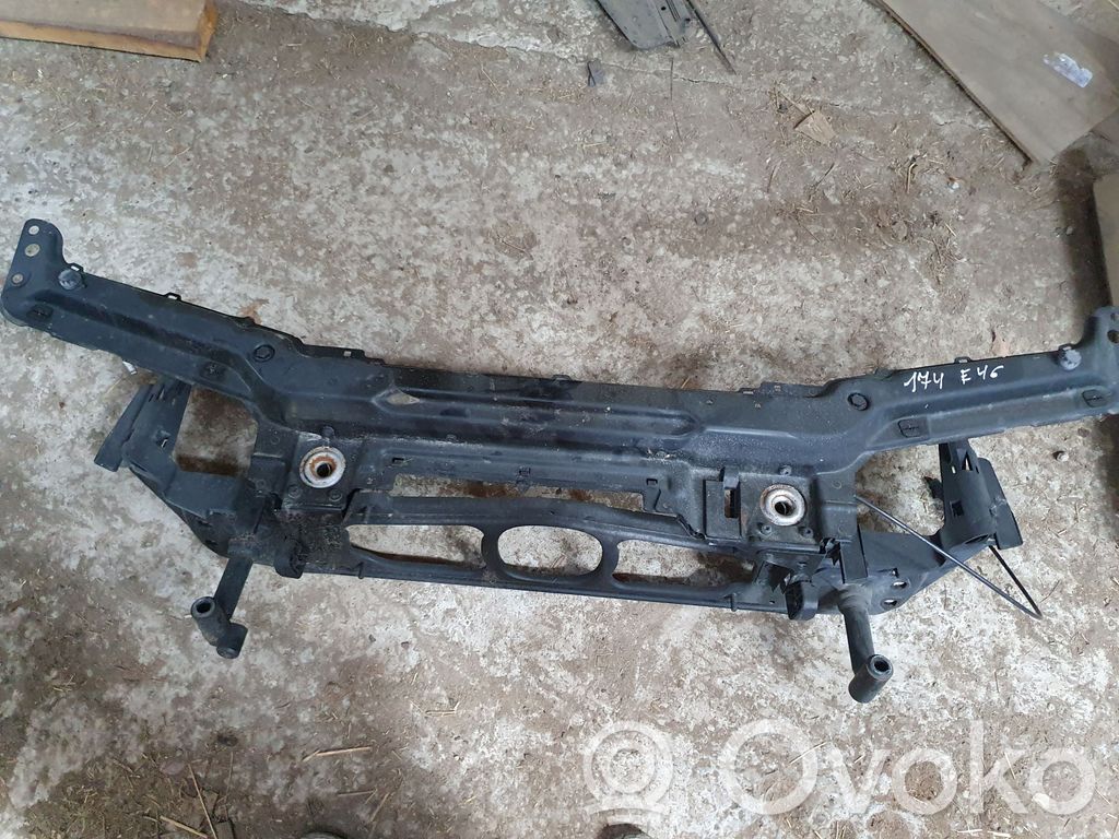 BMW 3 E46 Pannello di supporto del radiatore