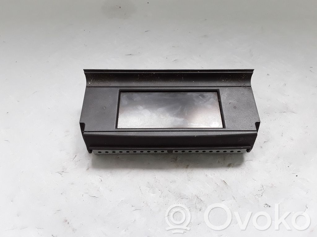 Mercedes-Benz C W204 Monitor / wyświetlacz / ekran 