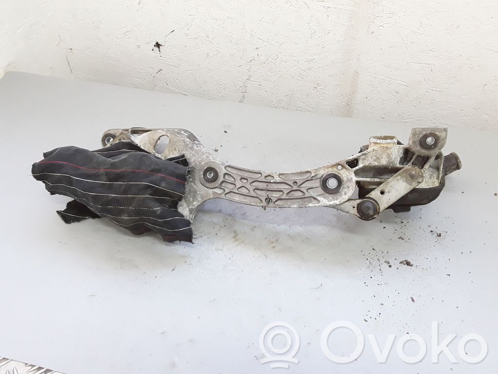 Front wiper linkage   2R8317500AA
