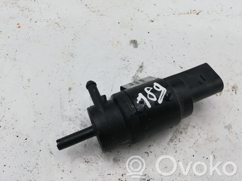 BMW X3 E83 Windscreen/windshield washer pump 