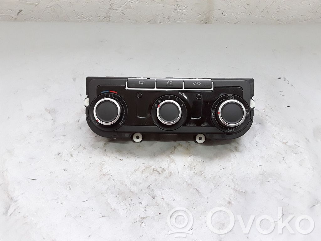 Volkswagen PASSAT B7 Unitate control climatizare 