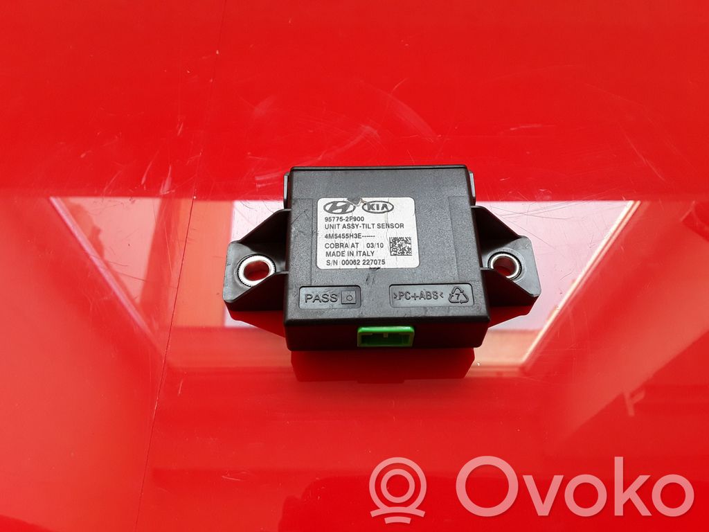 Sonstige Steuergeräte / Module   957752P900,4M5455H3E