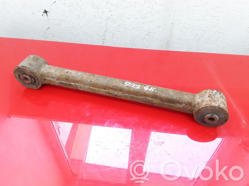 Dodge Nitro Triangle bras de suspension supérieur arrière