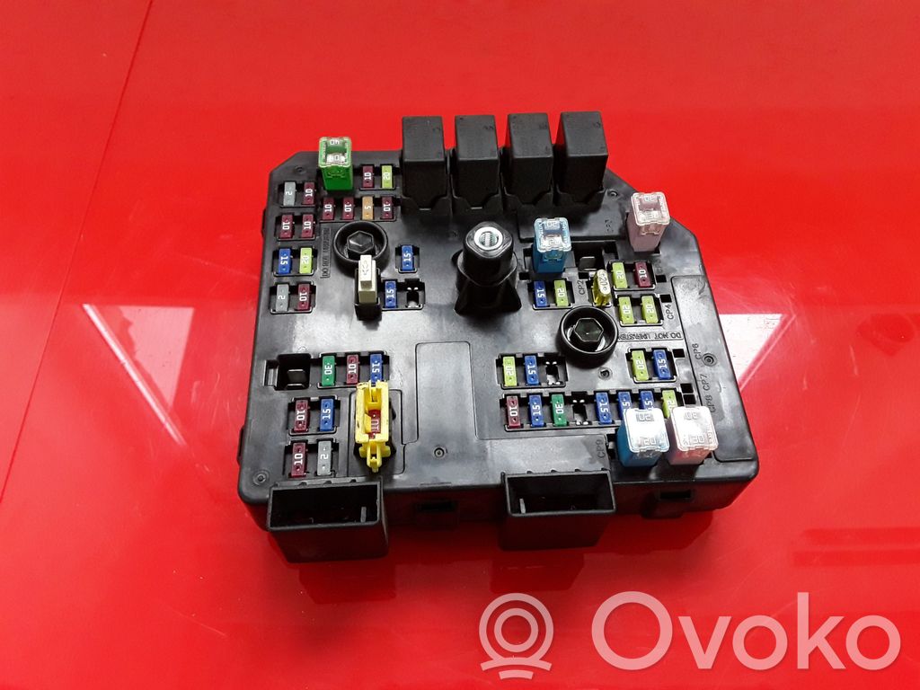 Opel Antara Fuse module 