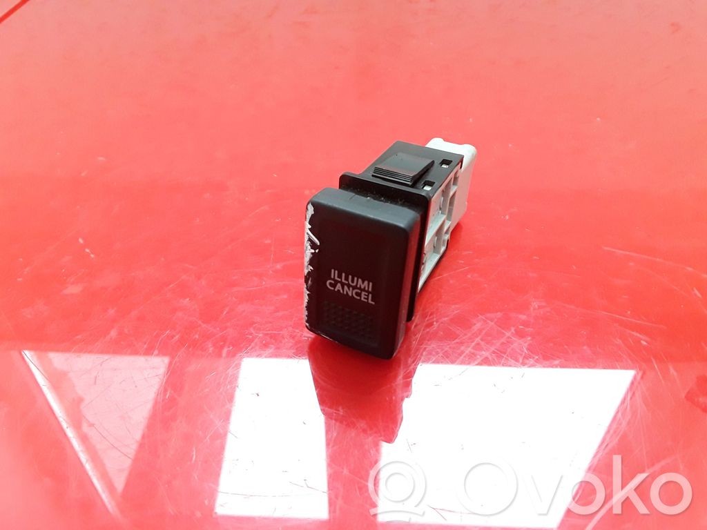 Suzuki SX4 Altri interruttori/pulsanti/cambi 