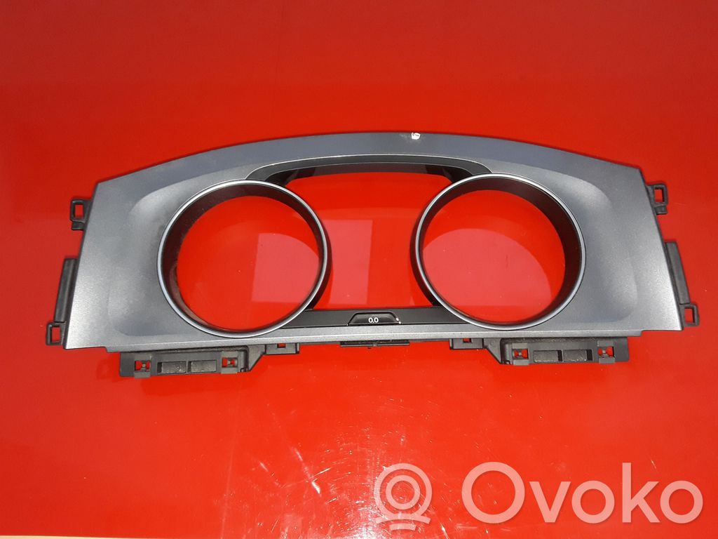 Volkswagen Golf VII Cornice cruscotto