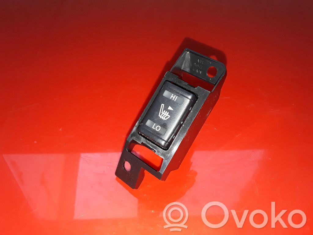 Nissan Qashqai Interruttore riscaldamento sedile