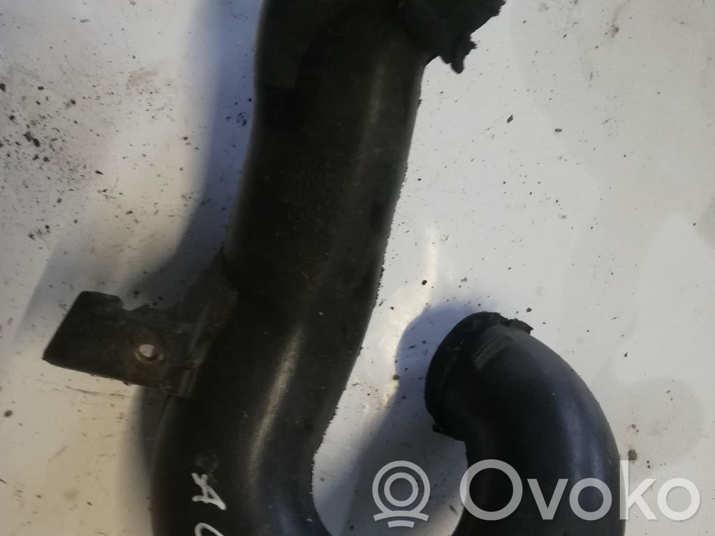 Toyota Auris 150 Parte del condotto di aspirazione dell'aria