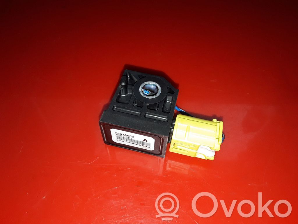 Mitsubishi Pajero Airbagsensor Crashsensor Drucksensor 