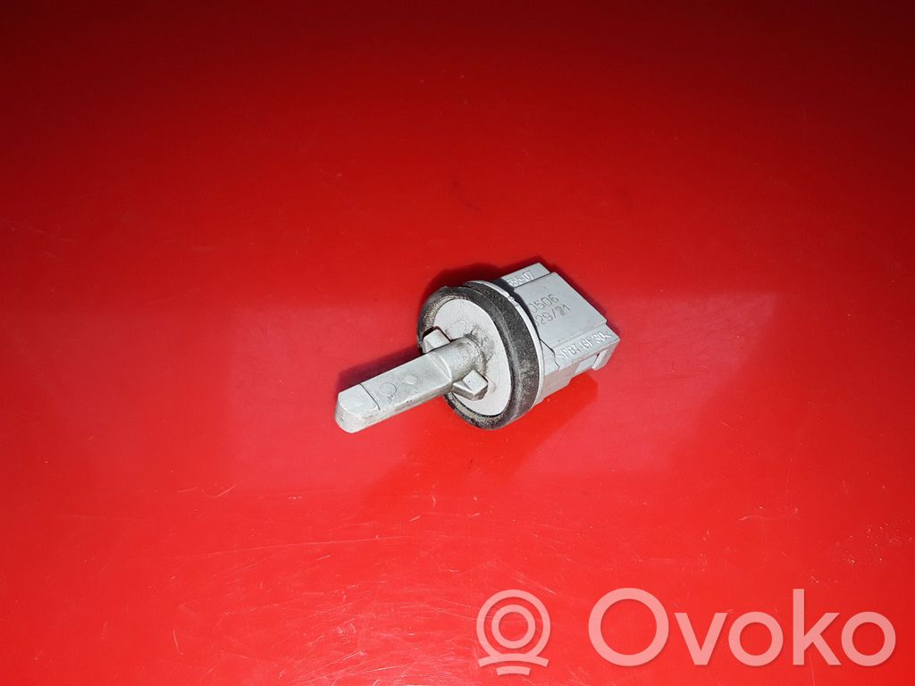 Sensor de temperatura interna   585507,290506