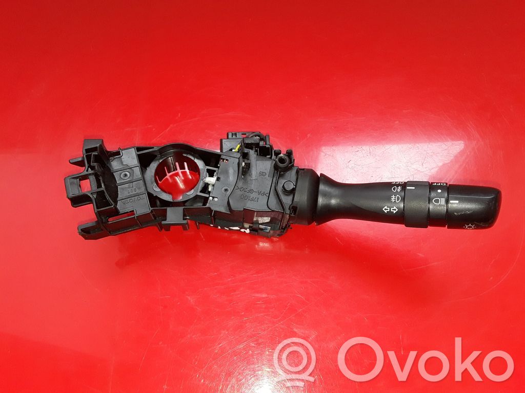 Toyota RAV 4 (XA30) Leva indicatori 