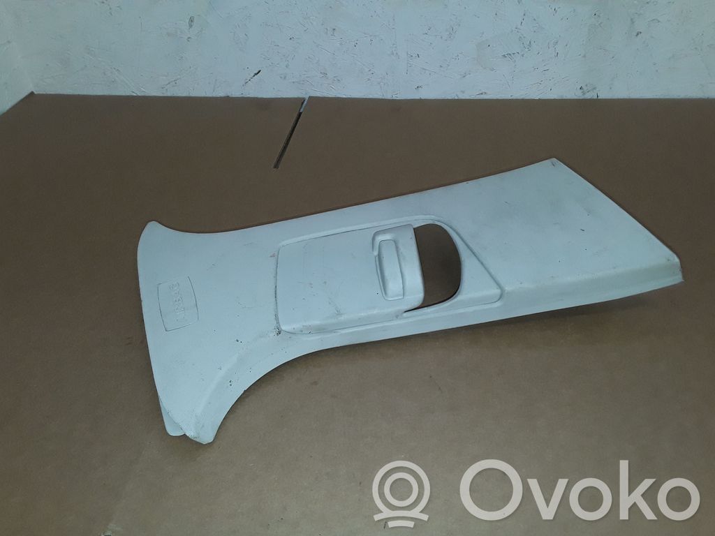 Ford Focus Pilar (B) (superior) 