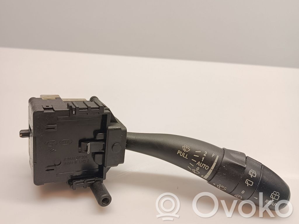 Pyyhkijän vipu   934201H300